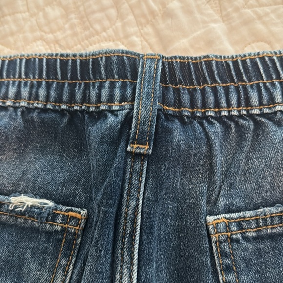 Jean shorts - Picture 3 of 4